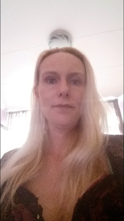 uitdagend blondje