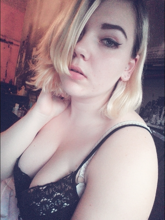 some sexy selfies ;)