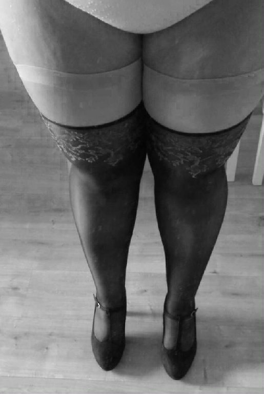 Classy & Curvy