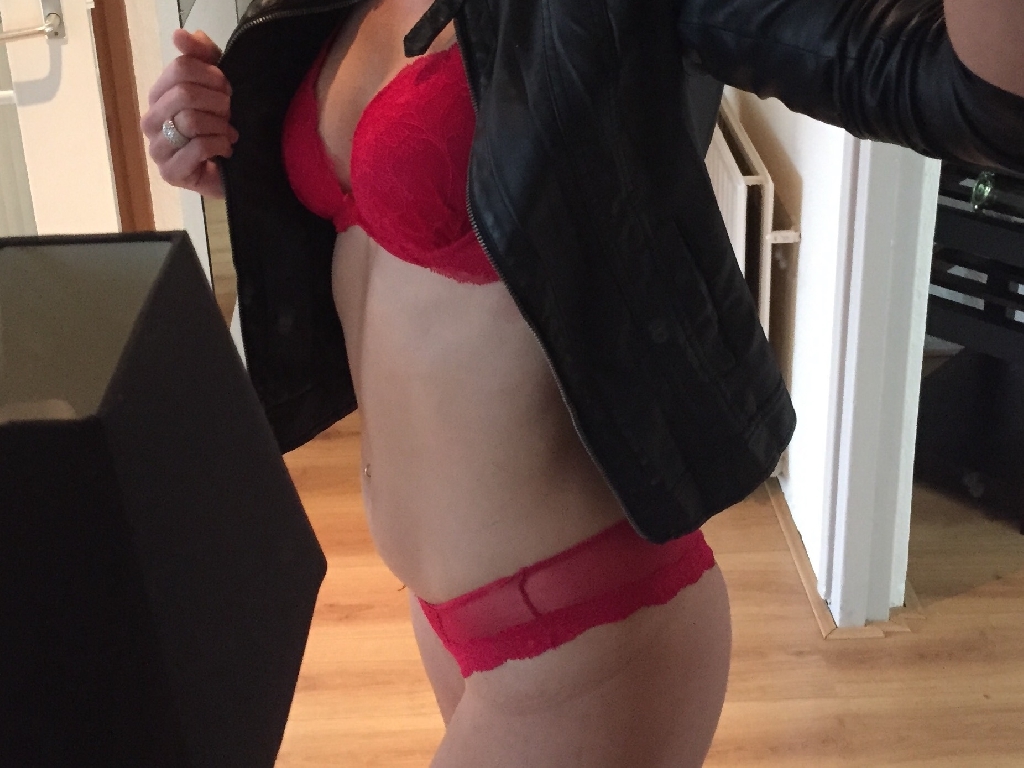Rode lingerie!