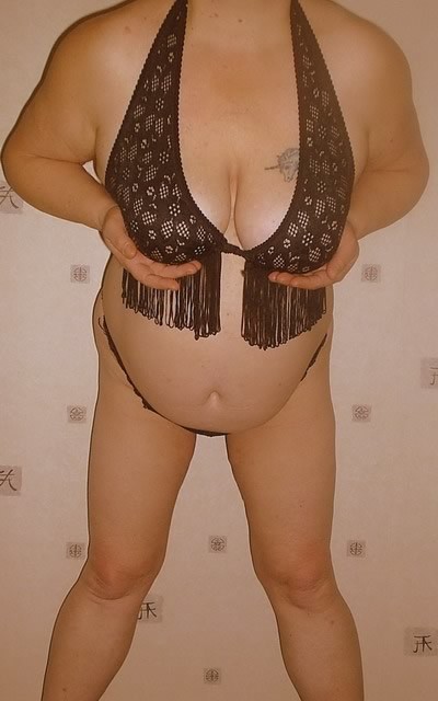 Hoi schatjes van me. Hier een paar geile foto's in ��n van m