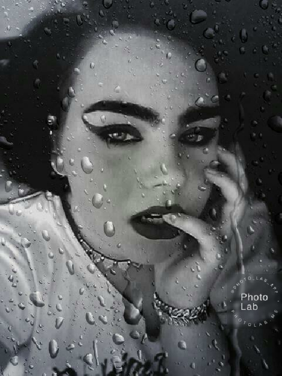 Hot lips