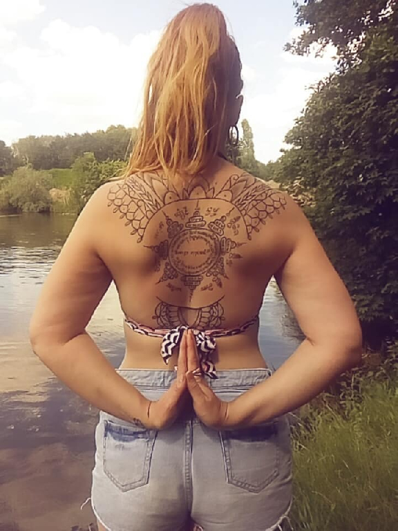 Backshots