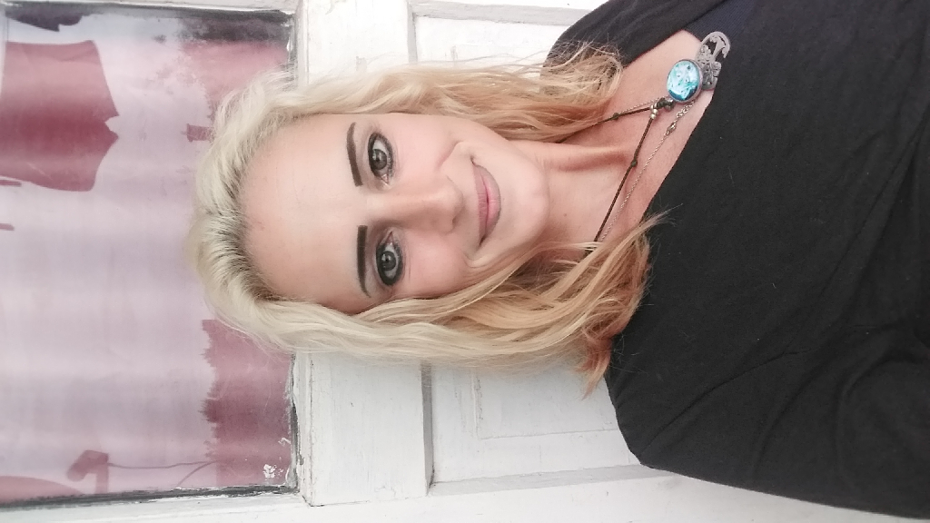 Just me 😊