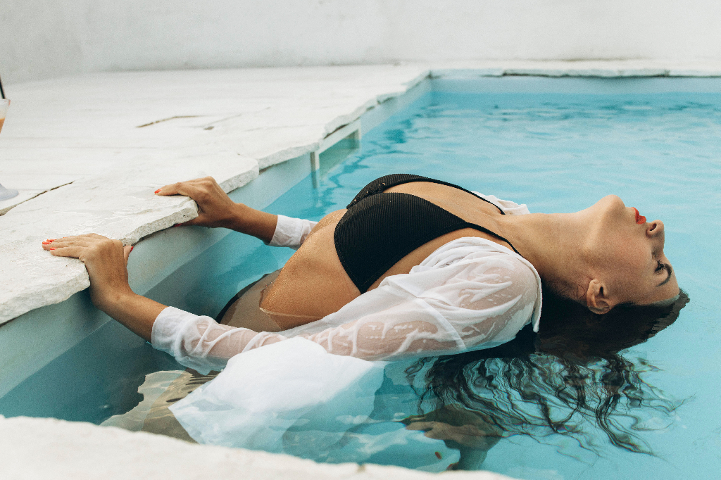 me and the pool^^
