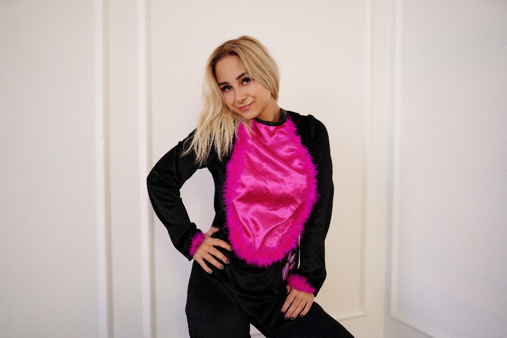 little dose of me for you)