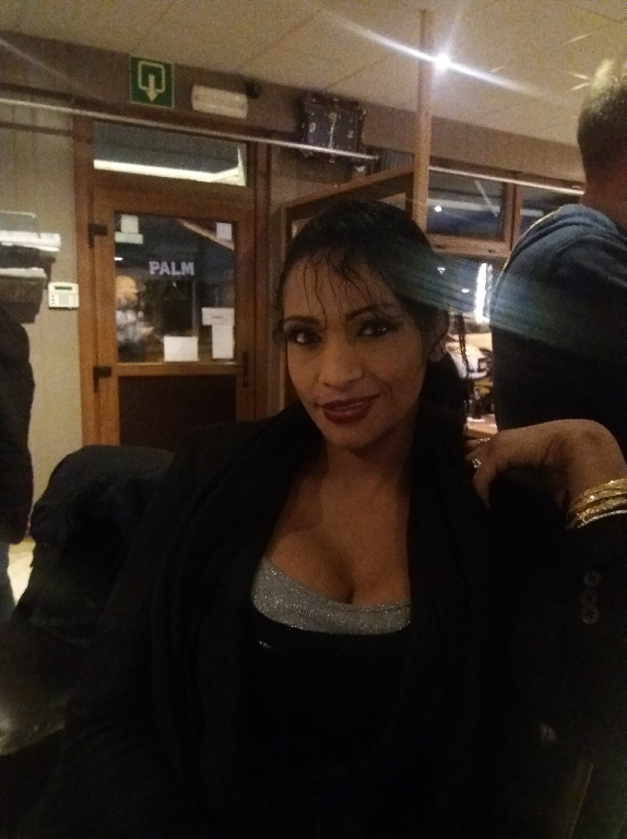 HOT ANANDA