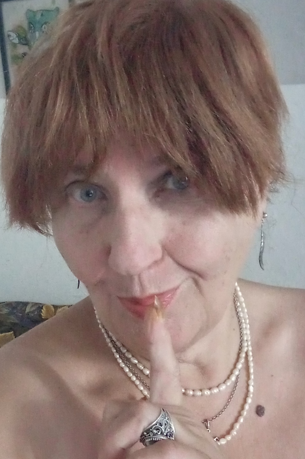 Hi
