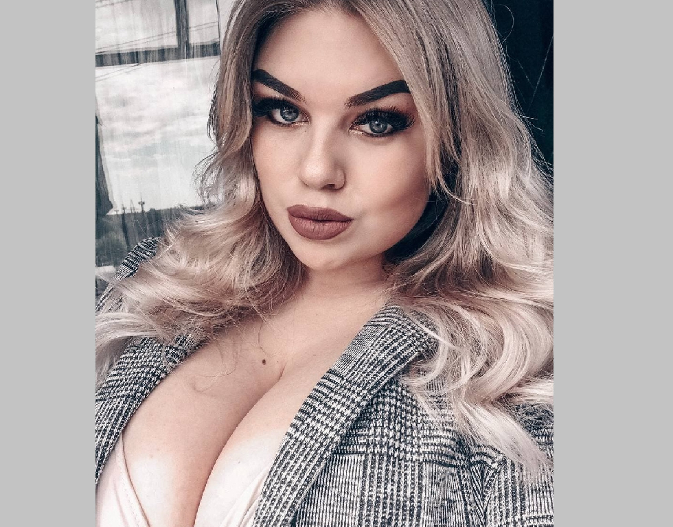 sexy nipples and hot figure