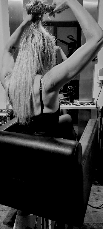 Belle Scissor