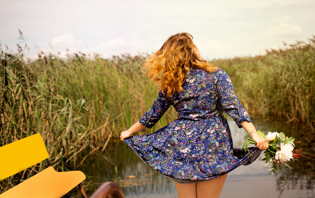 Outdoor summer session, by the lake