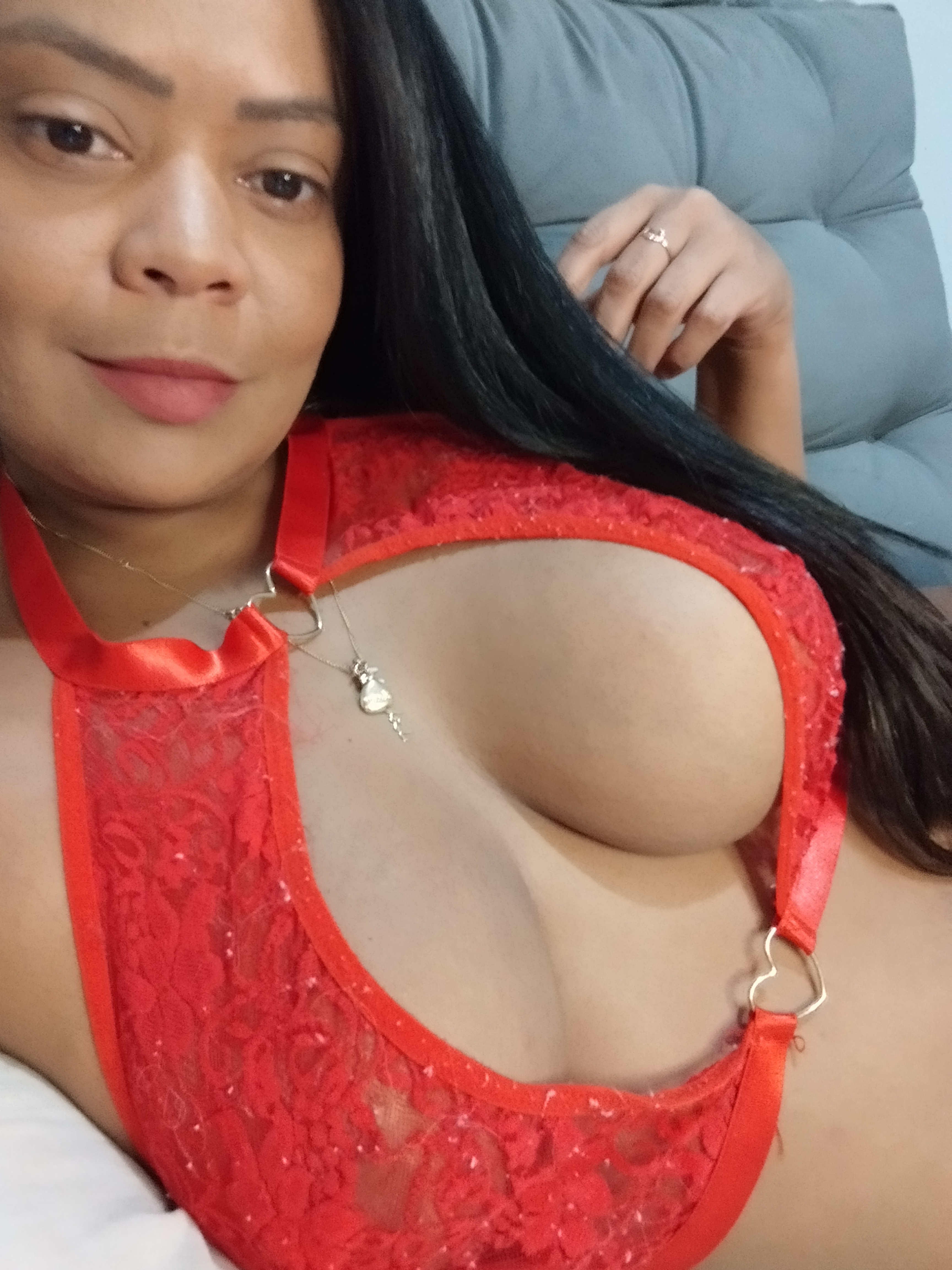 gabby host