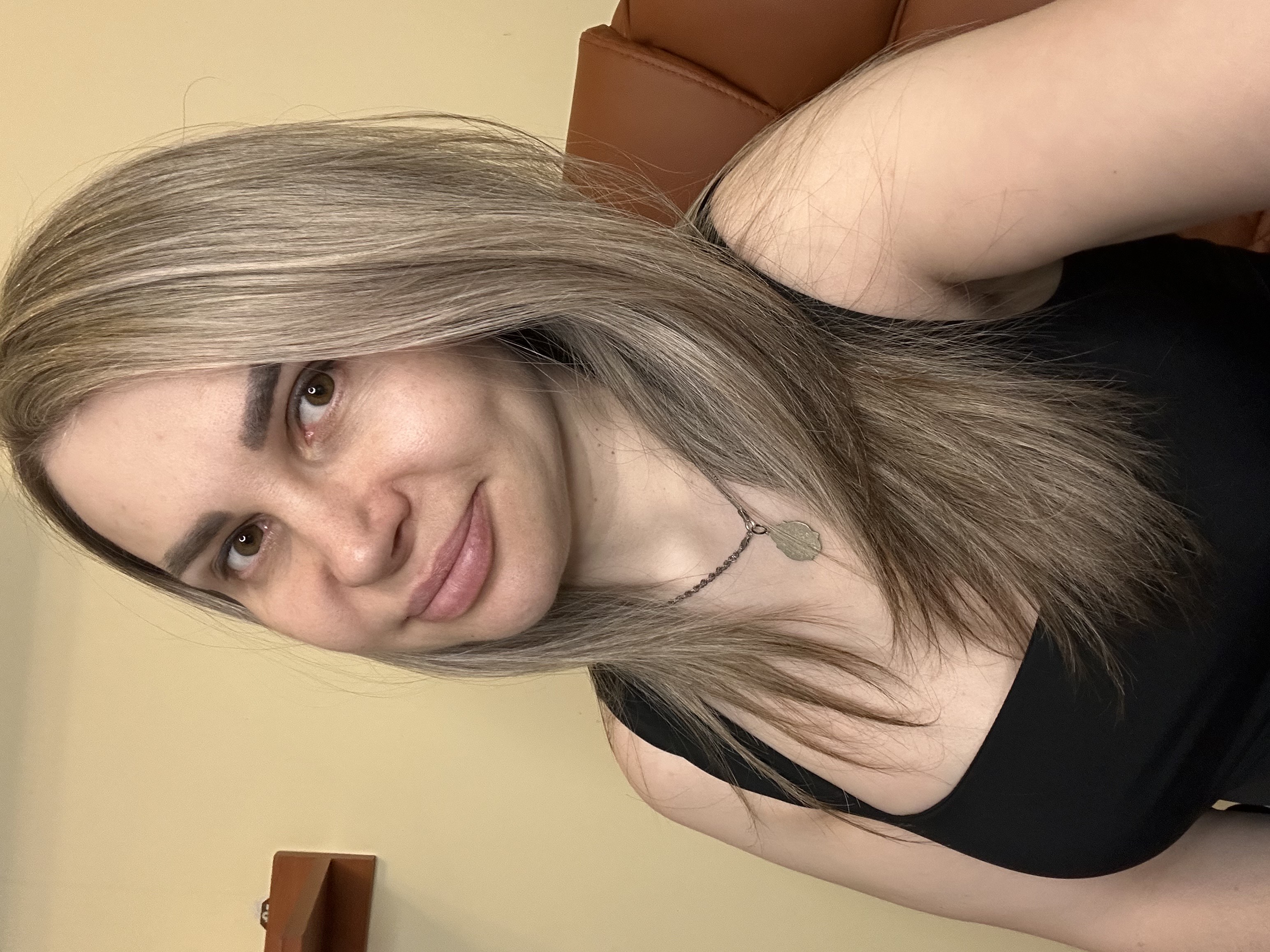Beauty with out make up