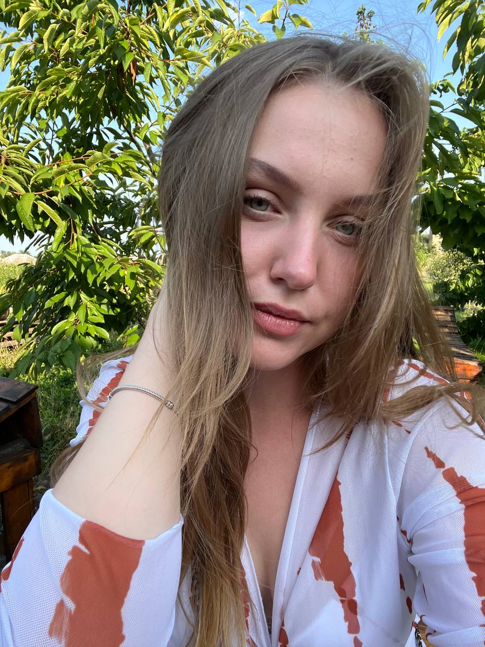 ))