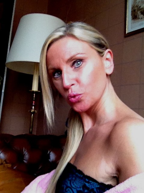 een lekkere hete geile chick, met speciale eisen.. en specia