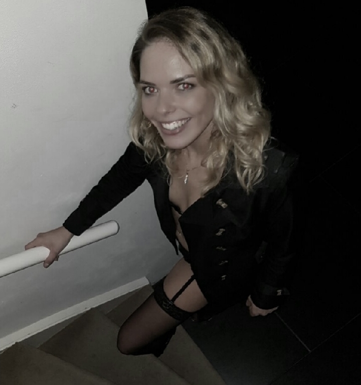 Chels @Home