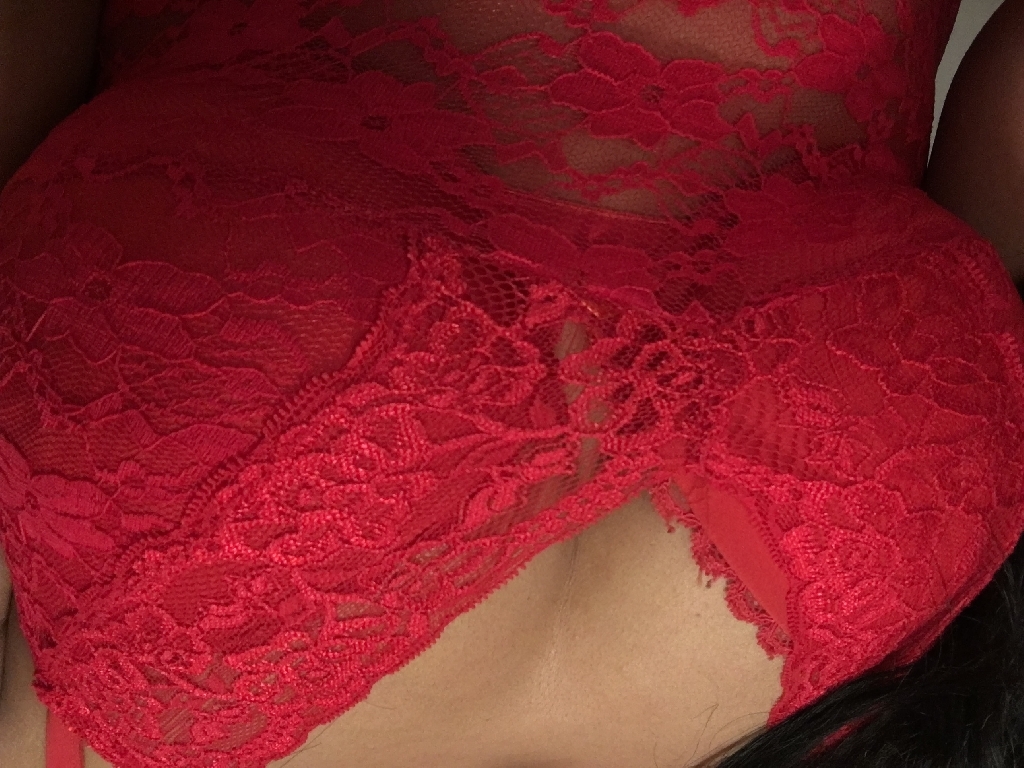 rode pikante lingerie