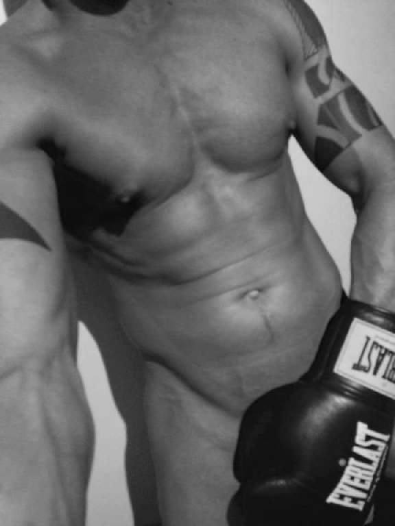 The naked truth about Mr HOT .°